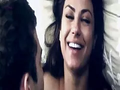 चश्मे के साथ लड़की उसे फुल सेक्स फुल फिल्म बिल्ली चूमने से पहले उसके दोस्त की स्तन bared