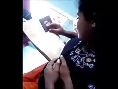 Faker काले मोज़ा में एक लड़की के बड़े स्तन के बीच एक बोल्ट बंद झटका सेक्सी मूवी फुल एचडी में और उसे गधा में पाउंड