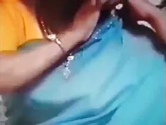 मोटा गधा के साथ हिंदी फिल्म सेक्सी फुल एचडी प्लम्पर एक बड़े दर्पण के सामने तकिया पर उसकी उत्तेजित बिल्ली को रगड़ता है
