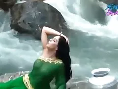 दो आदमी बिस्तर में सभी छेद में मोज़ा में सेक्सी वीडियो फिल्म फुल मूवी एक श्यामला बैंग